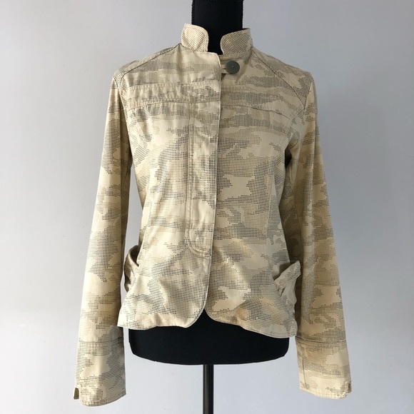 DC Jackets & Blazers - Women’s DC 100% cotton Jacket size medium